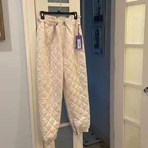 NWT FUTURE collective Pants Medium